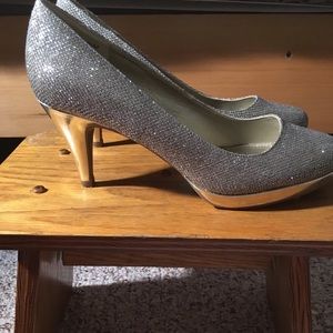 Bandolino Shoes Sexy&Glittery. Will get U Noticed.